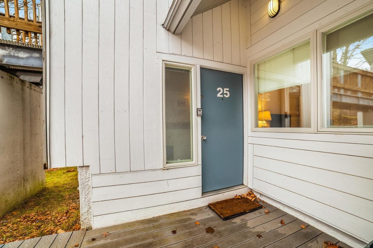 Bridges 25 Apartment Warren Exterior photo