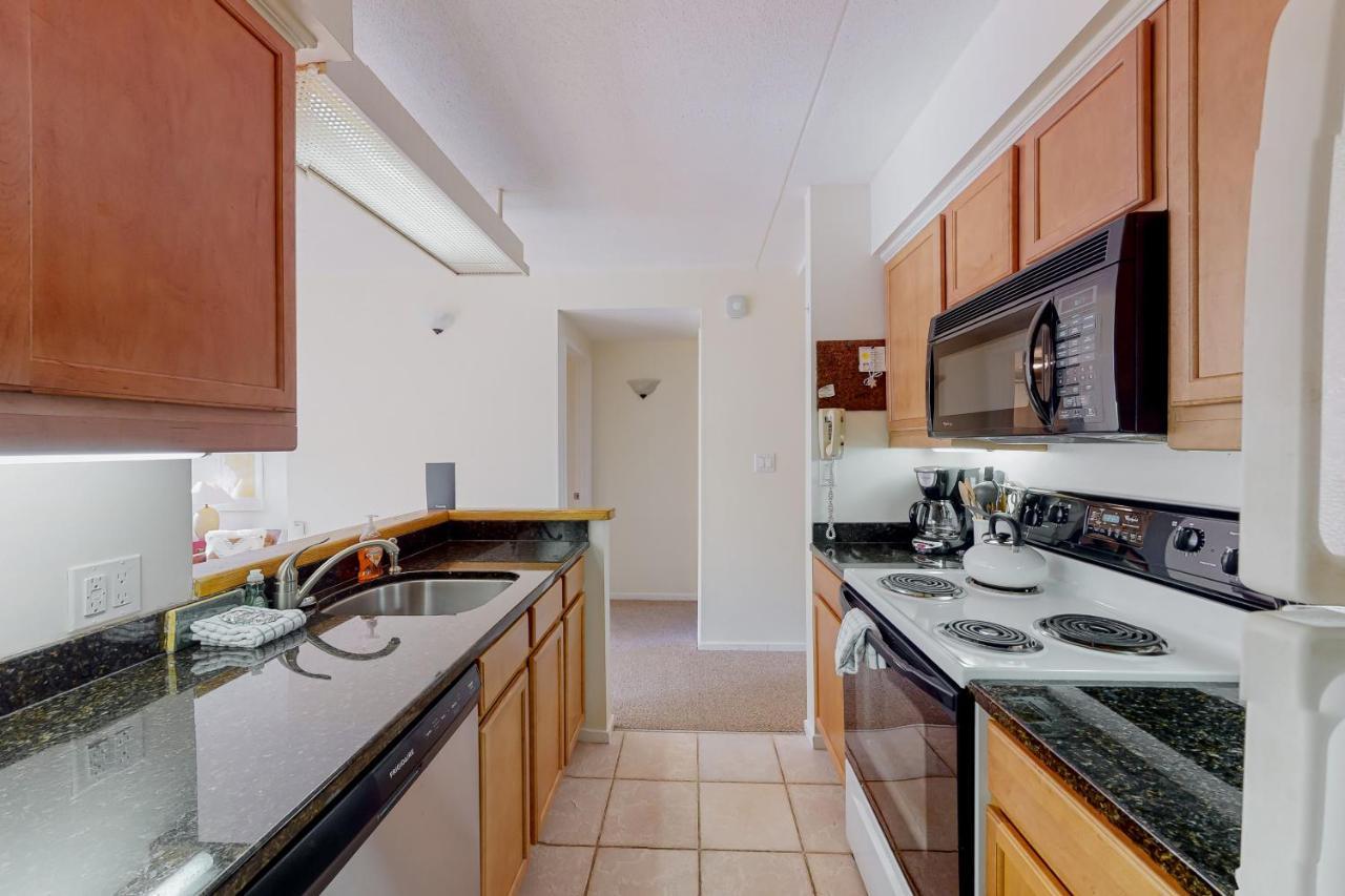 Bridges 25 Apartment Warren Exterior photo